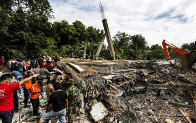 زمین لرزه در اندونزیا تلفاتی برجای گذاشته است 